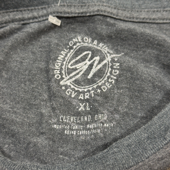 GV Art Prayers From Maria Men's XL Gray Cotton Short Sleeve Flower Graphic Print - Picture 4 of 7